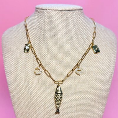 lookin' fintastic necklace